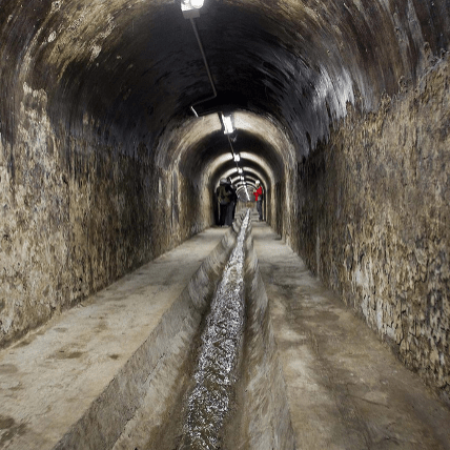 Entranyes_ciutat_clavegueres