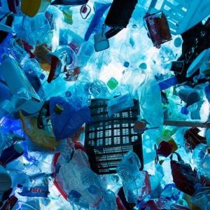 plastic genial o pervers plastic genial o pervers